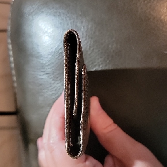 Louis Vuitton Taiga Key Case Pouch Authentic - Picture 14 of 15